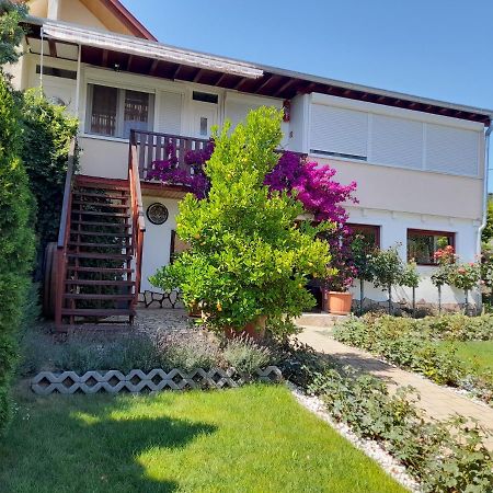 Bed and Breakfast Rozsakert Vendeghaz Сиглигет Экстерьер фото